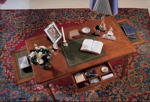 Desk with a frame made of wood, Giorgio Piotto