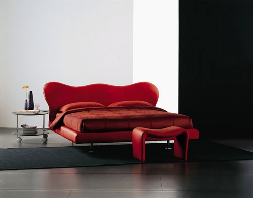 Double bed upholstered in leather or fabric Marilyn, Flou