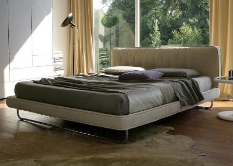 Bed Mattresse, Frighetto