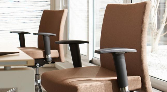 Chair M 2, Frighetto