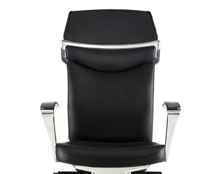 Chair UniQa, Frighetto