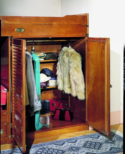 Wardrobe double wardrobe Vecchia Maria Caroti