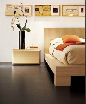 Bedside Cabinet, Fimes