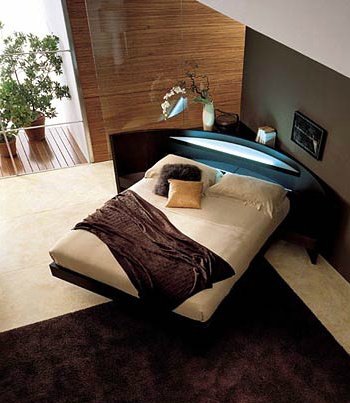 Double bed, Fimes