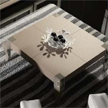 Magazine/coffee table by La Ebanisteria