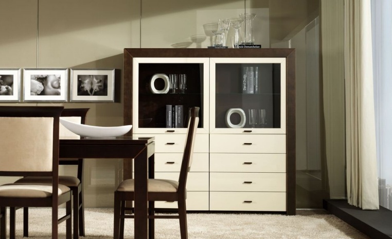 Chest Egea collection, Mobil Fresno