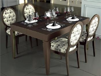 Dining table, La Ebanisteria