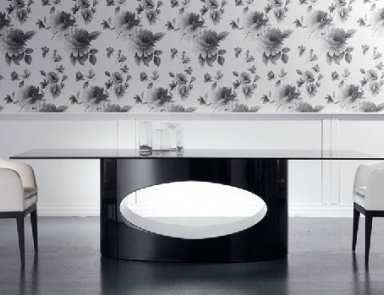 Alton dining table, Marac