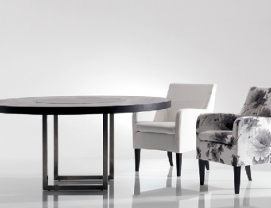 The Bellagio Chair, Marac