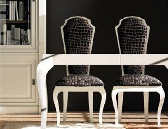 Dining table, La Ebanisteria