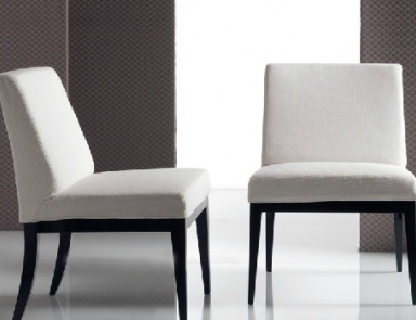 The Luna Chair, Marac