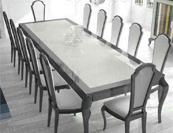 Dining table, La Ebanisteria