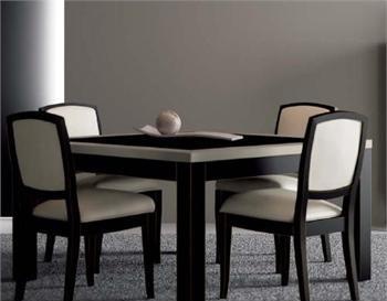 Dining table, La Ebanisteria