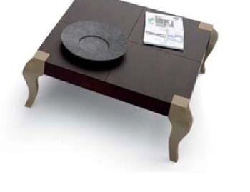 A coffee table, La Ebanisteria