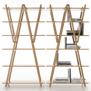The NUVOLA ROSSA bookcase