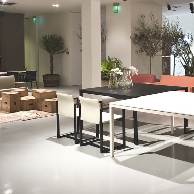 Dining table 195 NAAN