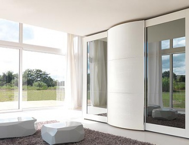 Wardrobe Brio, Saber