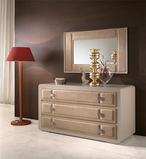 A chest of drawers with lacquered surface Elite Saber