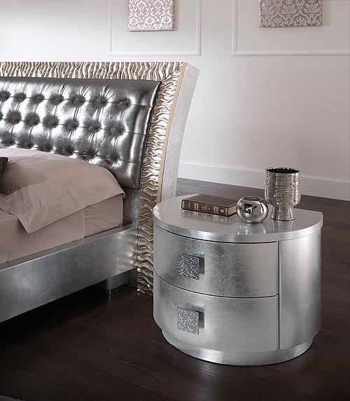 Luna bedside table, Saber