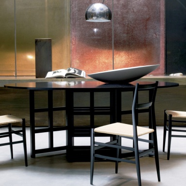 Dining table 322 D. S. 1