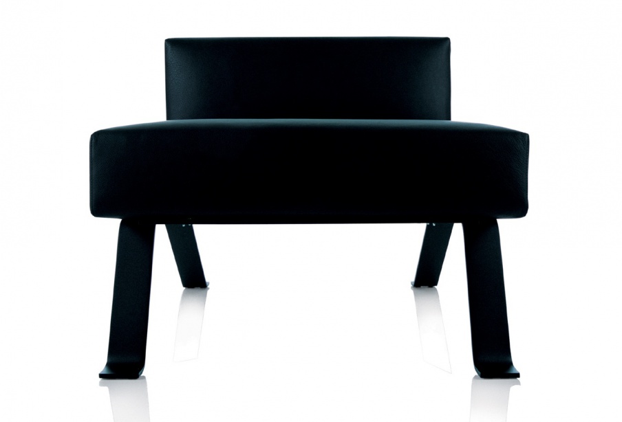 The chair on steel legs 512 OMBRA, Cassina