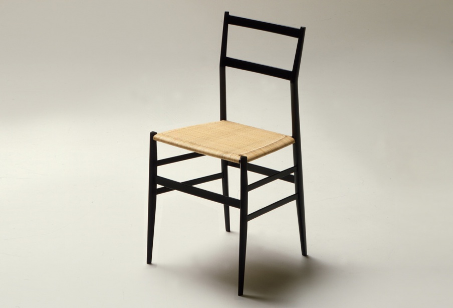 Chair with a frame made of wood ash 699, Cassina