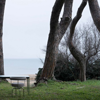 Table LC10 - P OUTDOOR