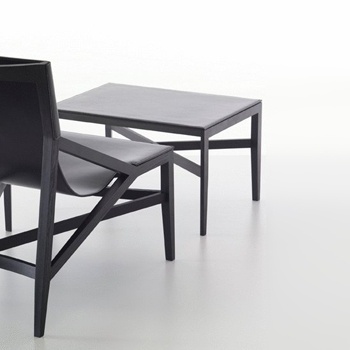 Poof 470 Pilotta factory Cassina