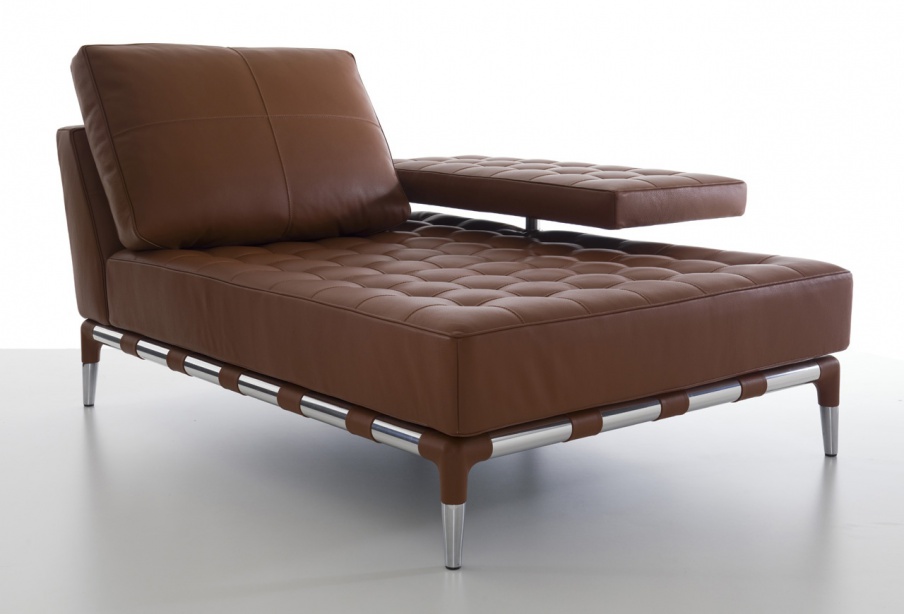 The 241 PRIVE chaise lounge, Cassina