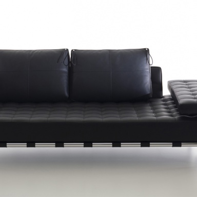 The 241 PRIVE sofa