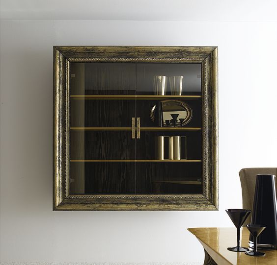 Rack mounted Casablanca, Ego