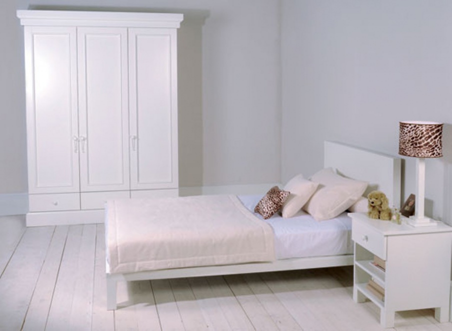 Set for the nursery, Anna Baby Room