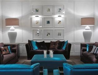 Sofa Menelao, Softhouse