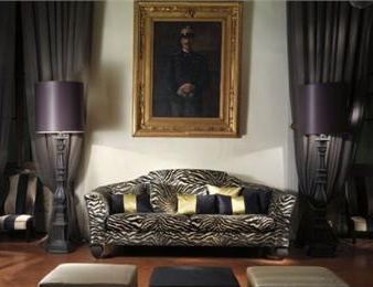 The Sofa Noe, Softhouse