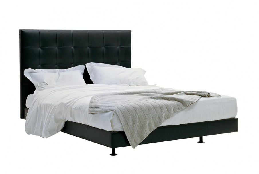 Double bed with high headboard, Afrodite - Maxalto 