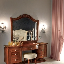 Dressing table