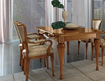 Dining table, Carpanese