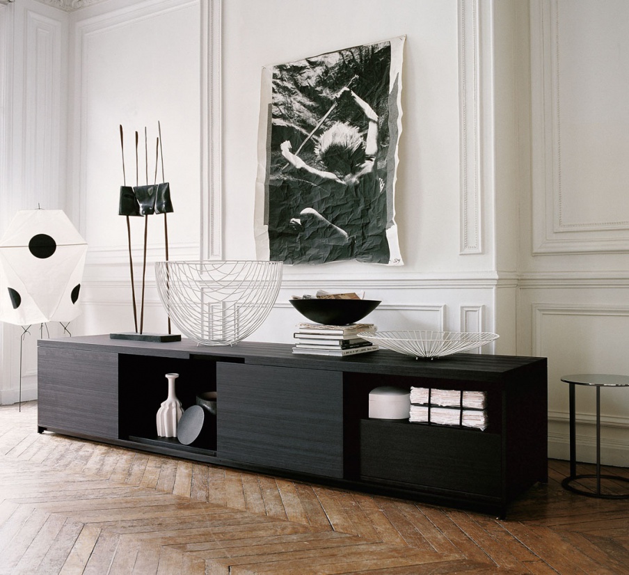 Dresser with metal legs, Mida - Maxalto