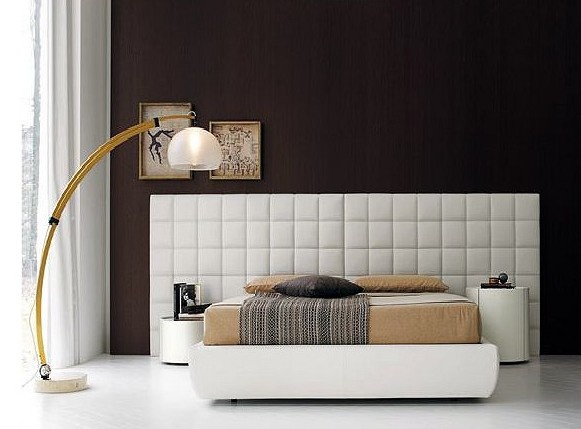 Bed made of solid wood, San Giacomo