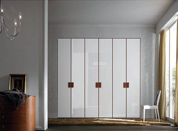 Wardrobe, San Giacomo