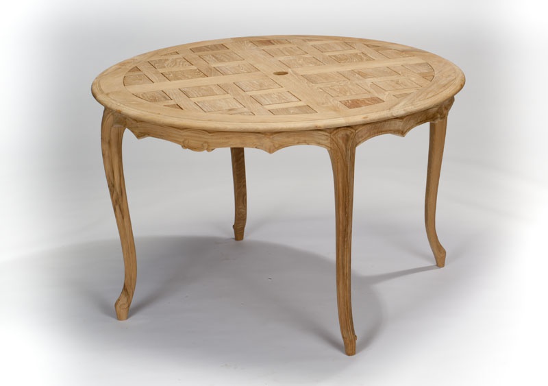 Table with round top, Massant