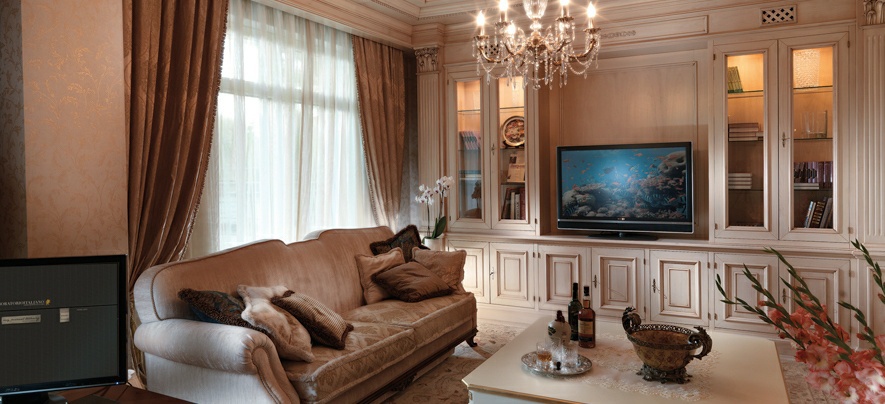 Two-seater sofa, Laboratorio Italiano.