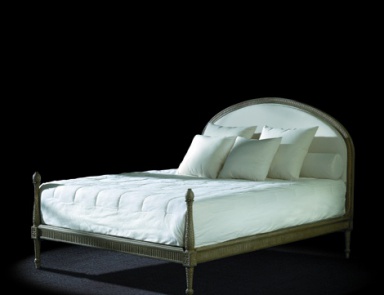 Double bed with a rounded headboard, Massant