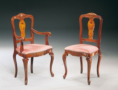 The chair is Sara, RM Arredamenti