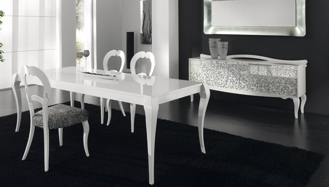 The Nizza Buffet, IdealSedia