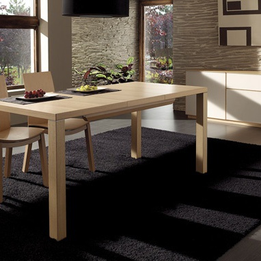 Valencia dining table