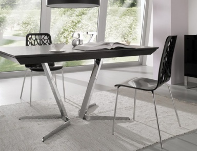 Santiago dining table, IdealSedia (dining room furniture, Italy)