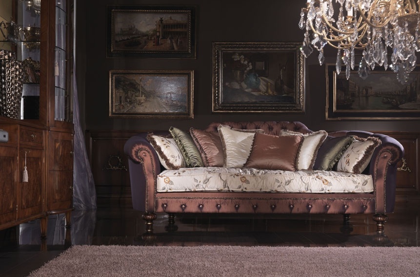 Sofa on figured legs, Palmobili