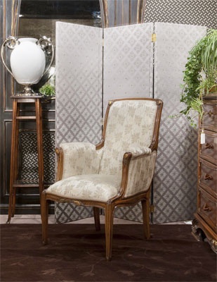 Armchair upholstered Liberty, Medea