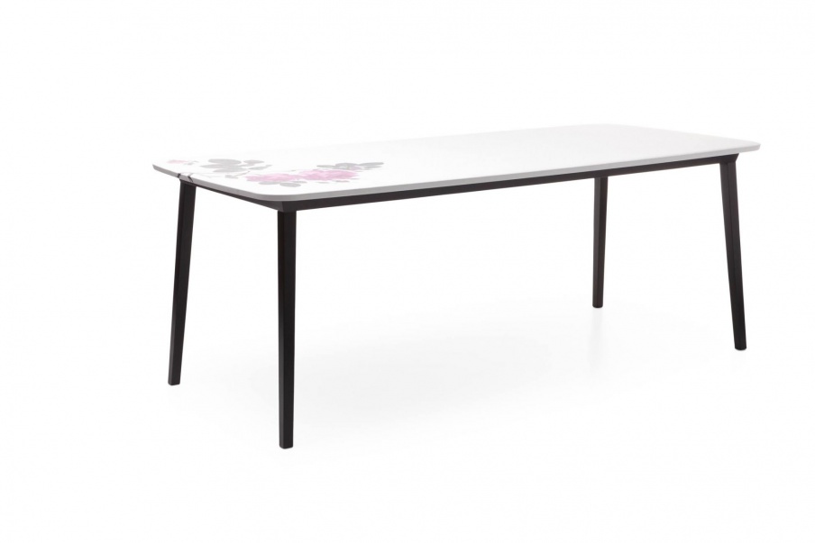 Table 5 O Clock Table, Moooi